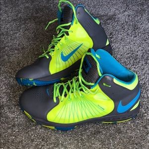 Nike Max Air basketball sneakers
